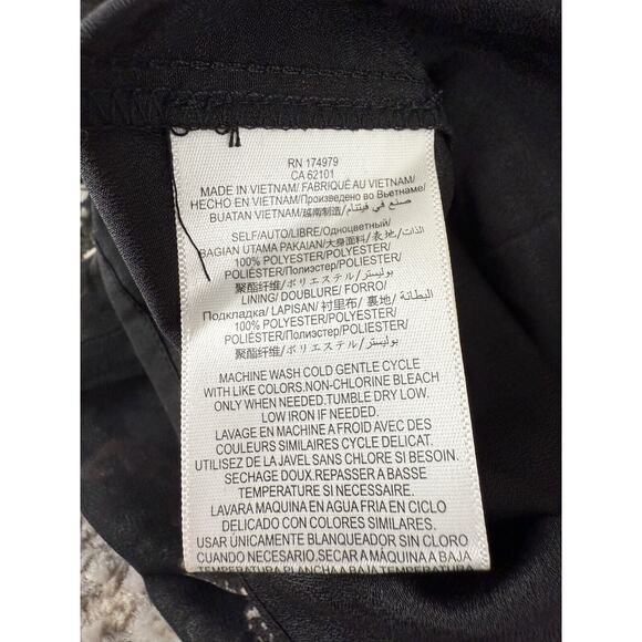 BCBGeneration Womens Size XS Floral Semi Sheer V Neck Blouse Black Pink Top - Picture 10 of 11